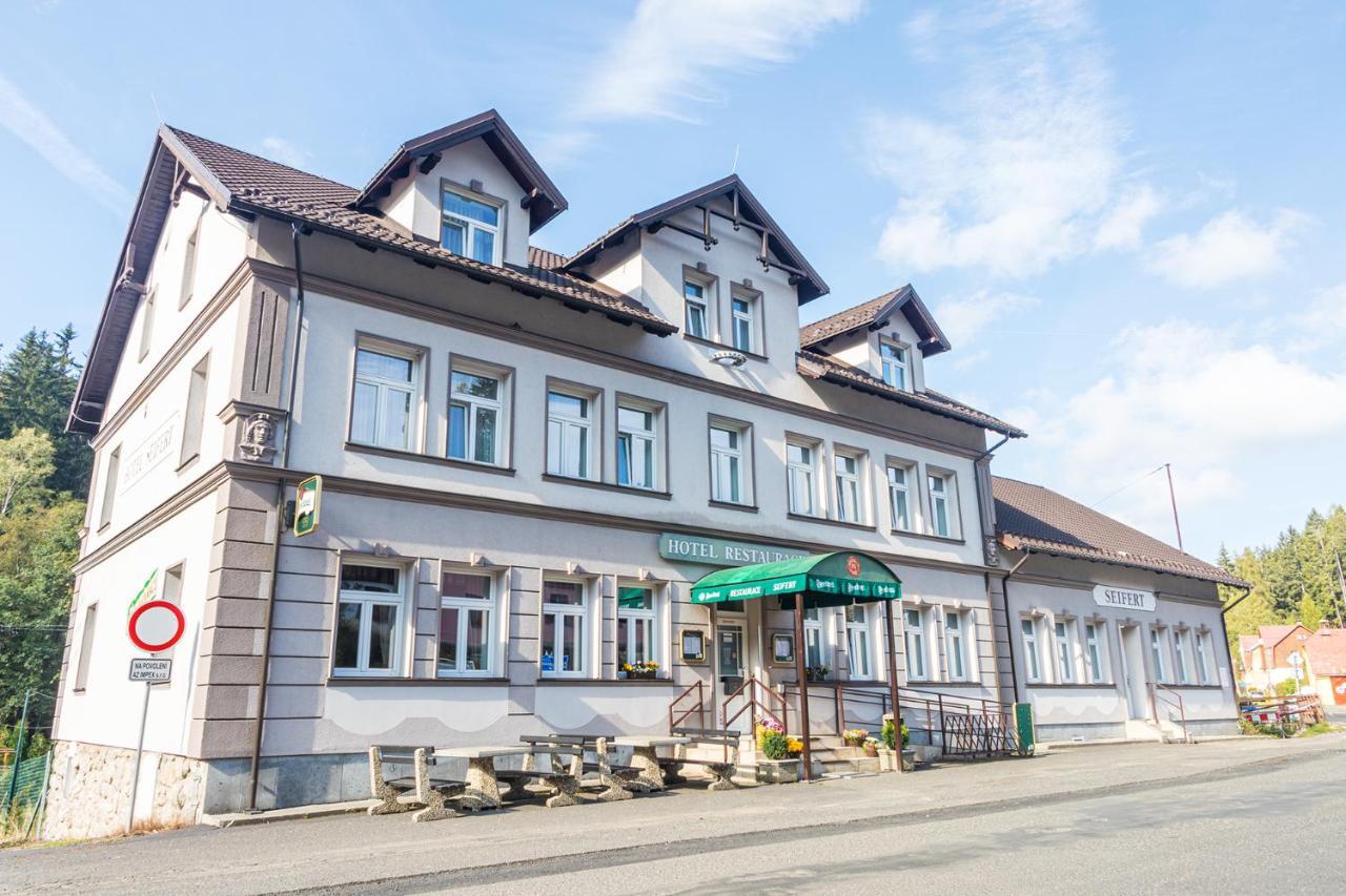 Hotel Seifert Nové Hamry Eksteriør billede